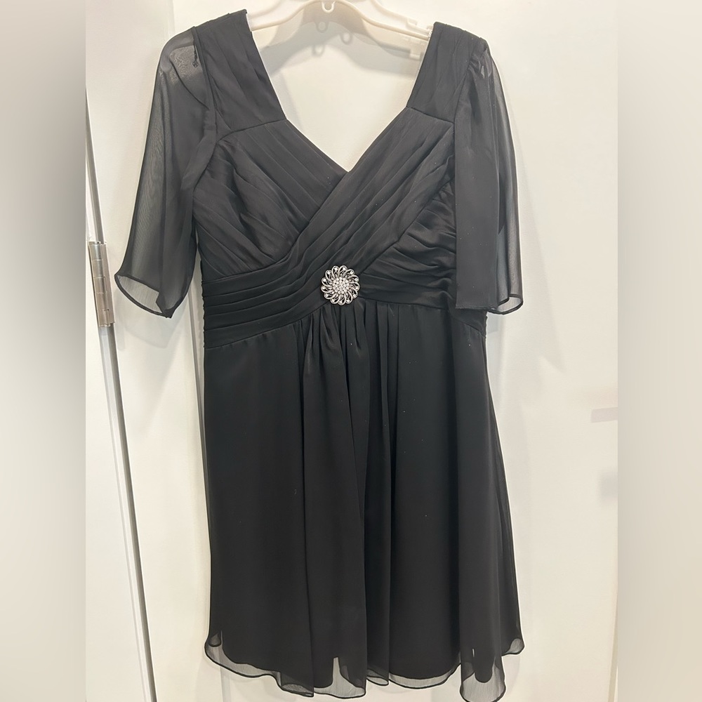 Belsoie Short Black Dress.